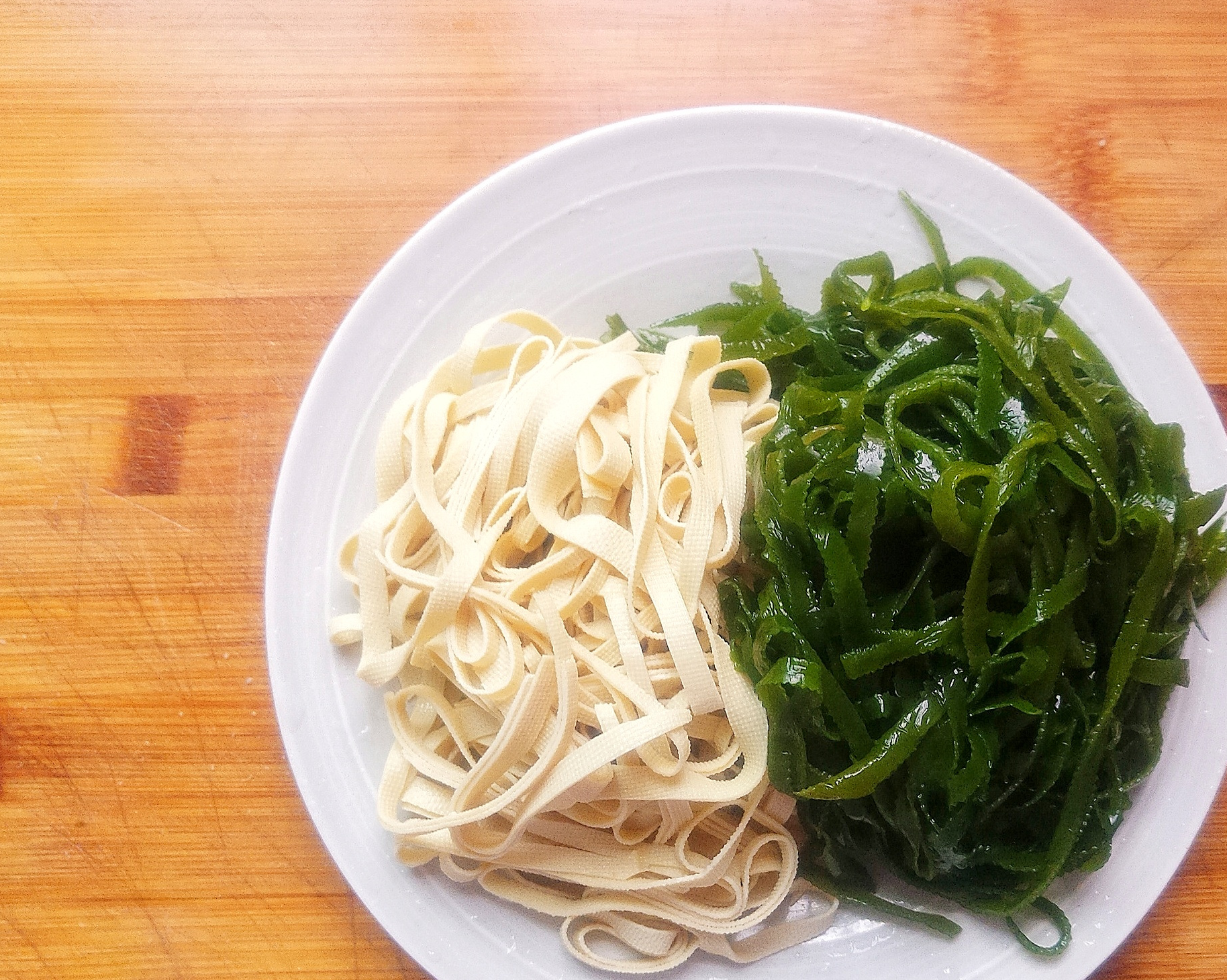 ku游退出大陆-夏季防晒指南：爱茉尔河南信美生物科技护肤品推荐